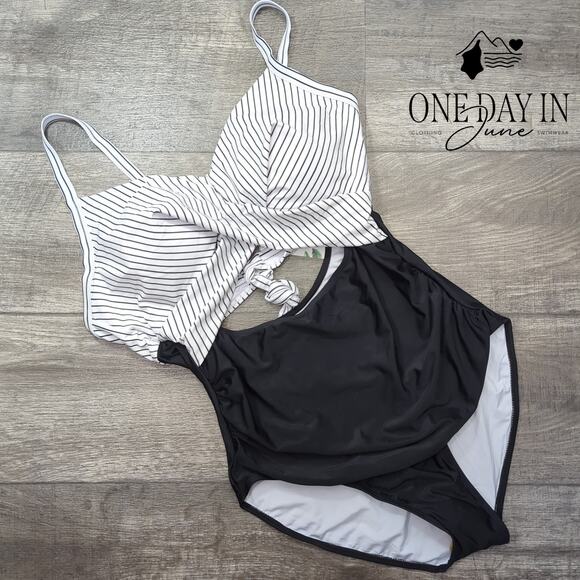 Eomenie Cross Front Cut Out One Piece Swimsuit Size XL - Picture 2 of 6